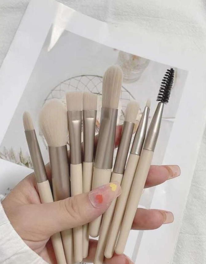 Makeup Brushes Pack of 8 - SORO Shop